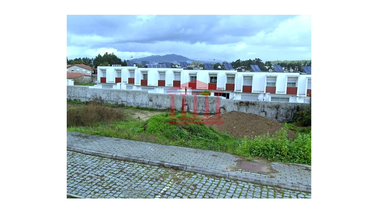 Terreno para Venda em Gamil e Midões Foto 13