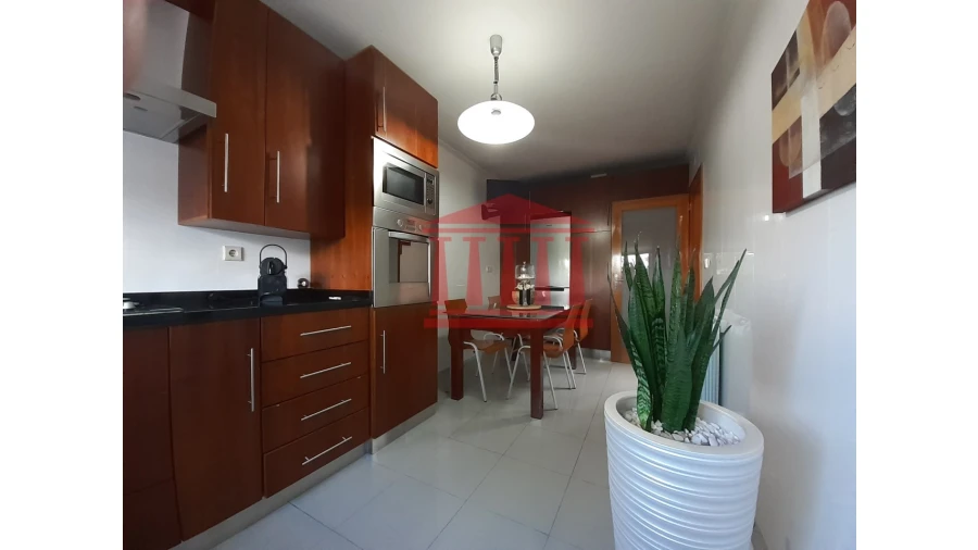 Moradia T3 para Venda em Martim Foto 4