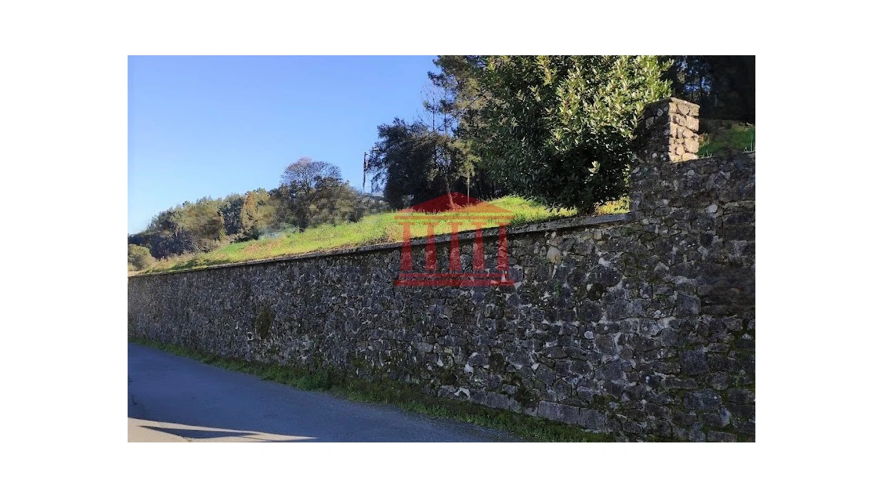 Terreno para Venda em Gamil e Midões Foto 12