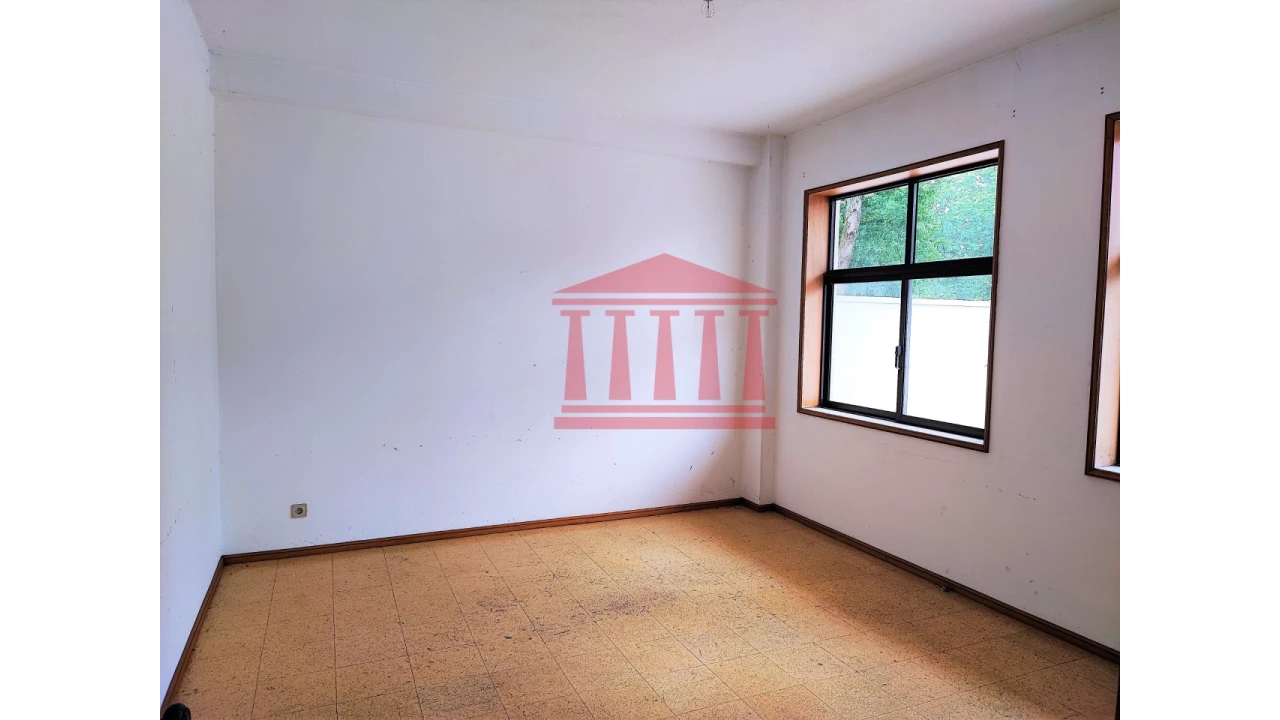 Escritório para Venda em Arcozelo Foto 5