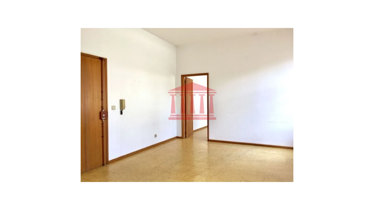 Escritório para Venda em Arcozelo Foto 2