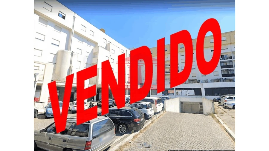 Escritório para Venda em Arcozelo Foto 1