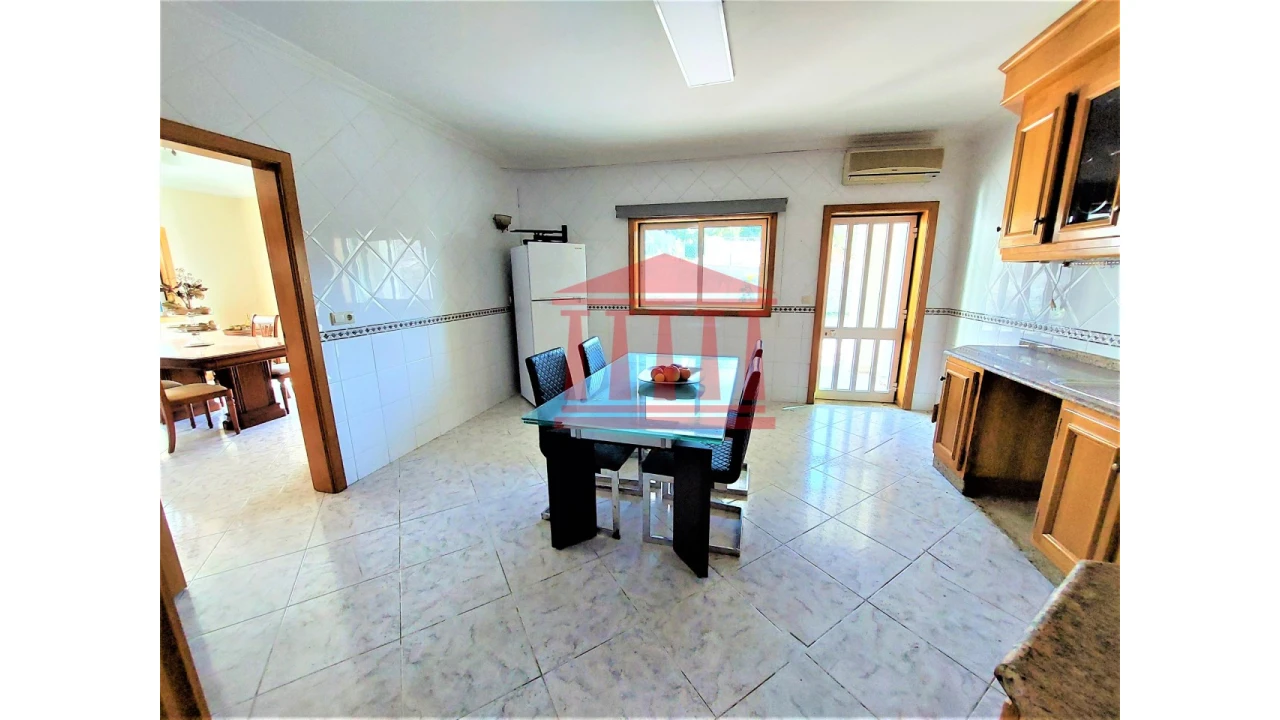 Moradia T3 para Venda em Barcelinhos Foto 14