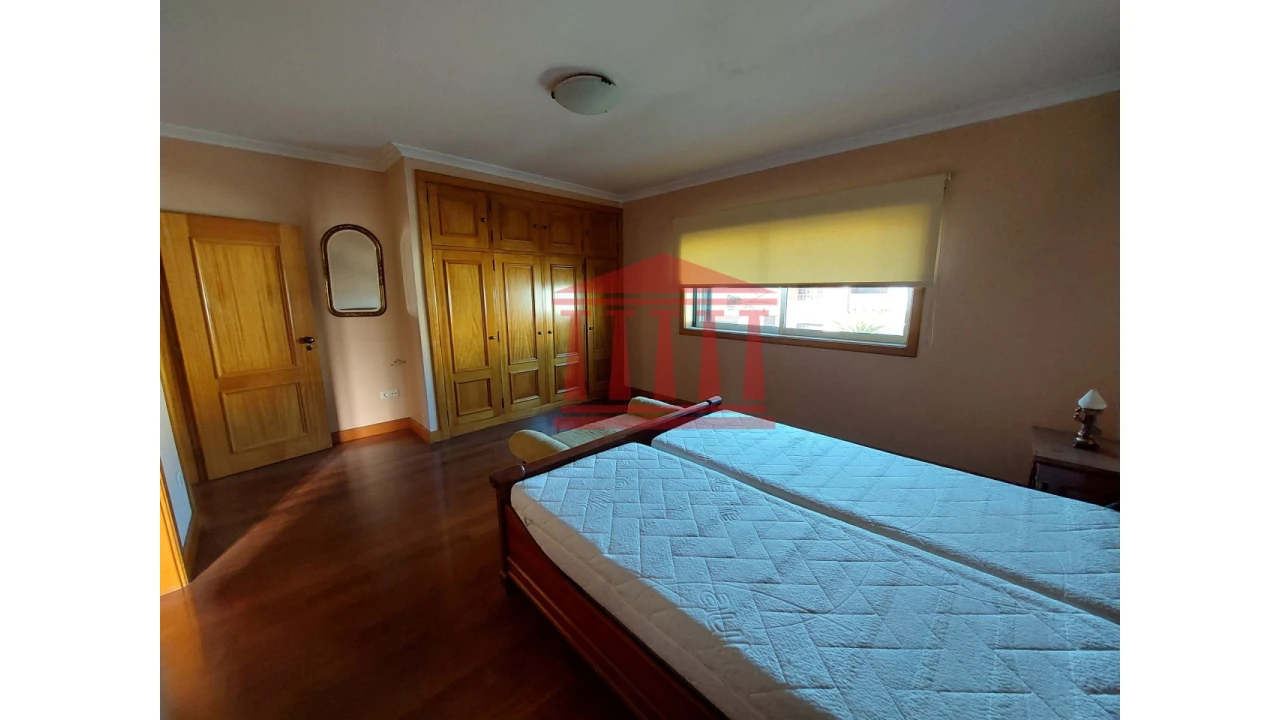 Moradia T3 para Venda em Barcelinhos Foto 28