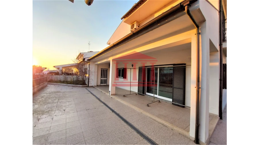 Moradia T3 para Venda em Barcelinhos Foto 11