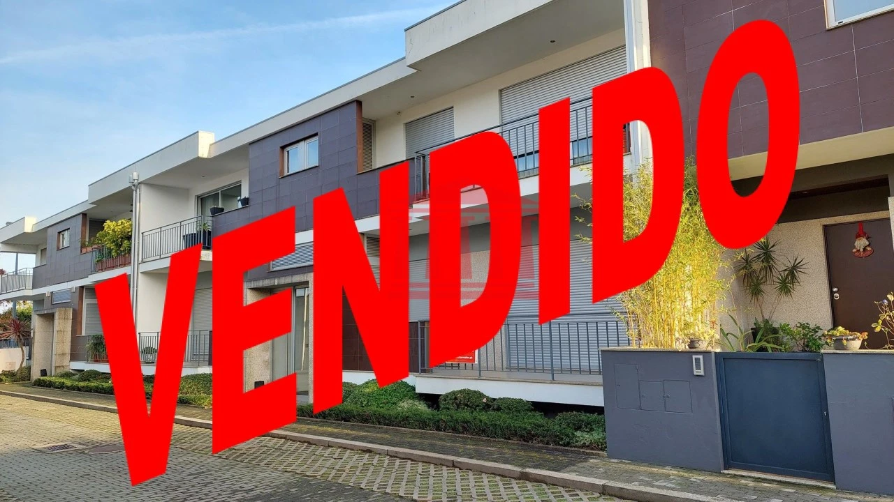 Apartamento T3 para Venda em Barcelos, V.Boa, V.Frescainha Foto 1