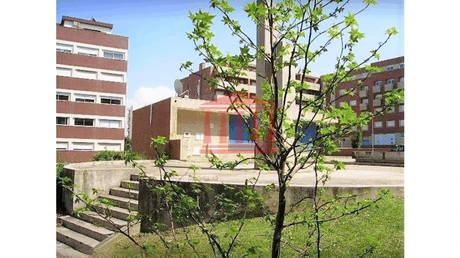 Loja para Venda em Arcozelo Foto 4