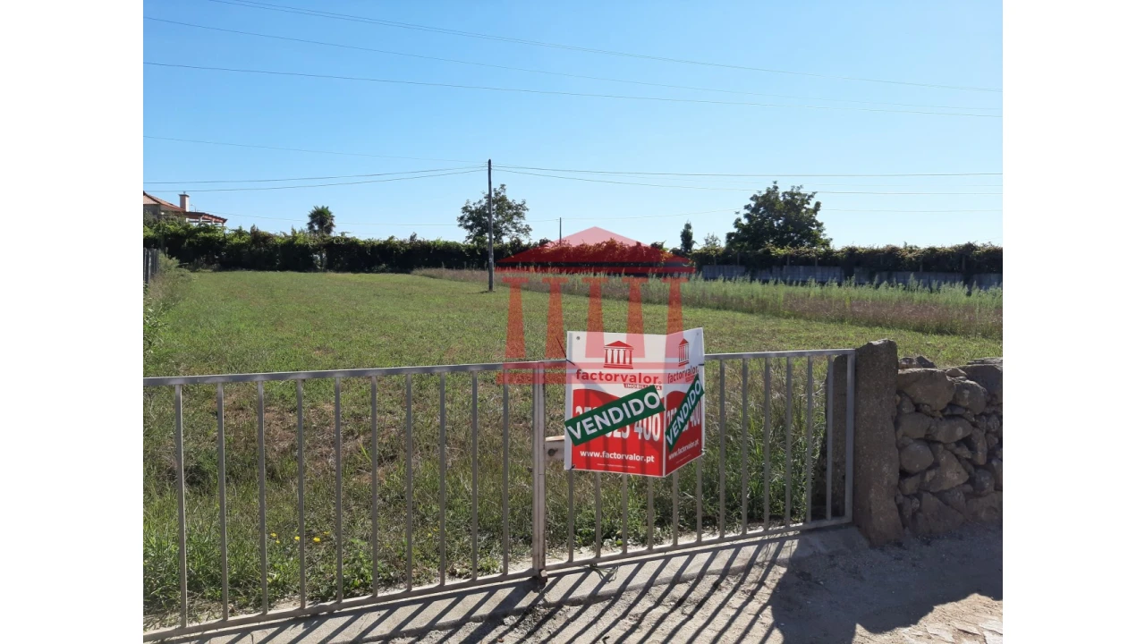 Terreno para Venda em Abade de Neiva Foto 2