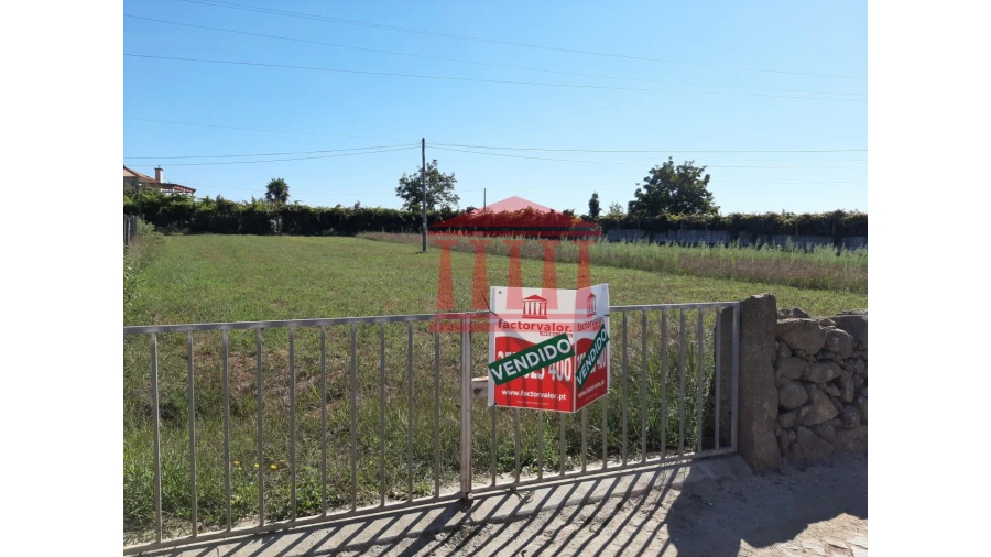 Terreno para Venda em Abade de Neiva Foto 2