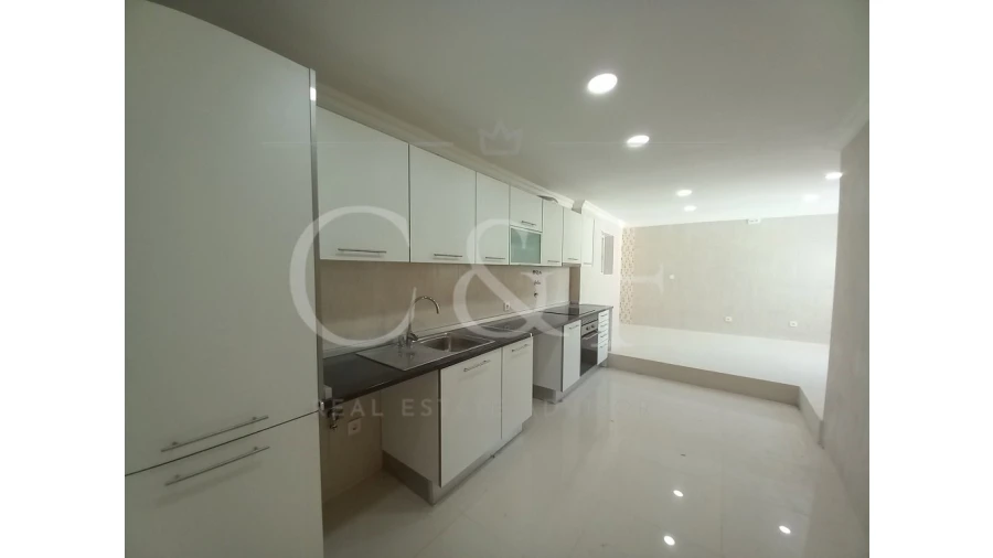 Moradia T5 para Venda em Carcavelos e Parede Foto 7