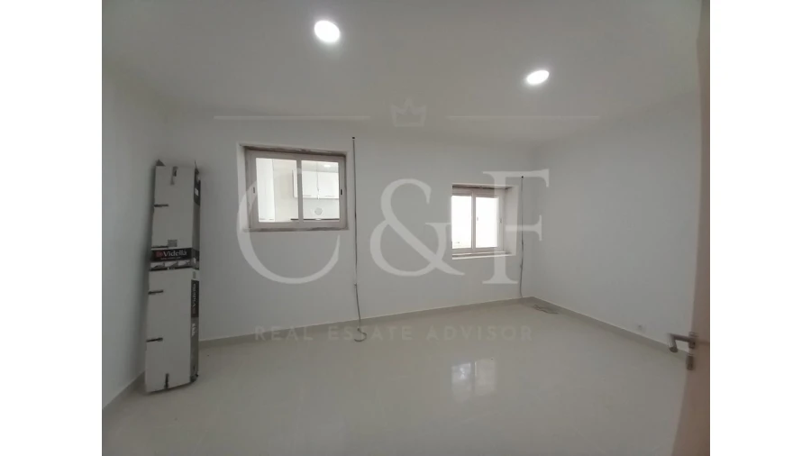Moradia T5 para Venda em Carcavelos e Parede Foto 40