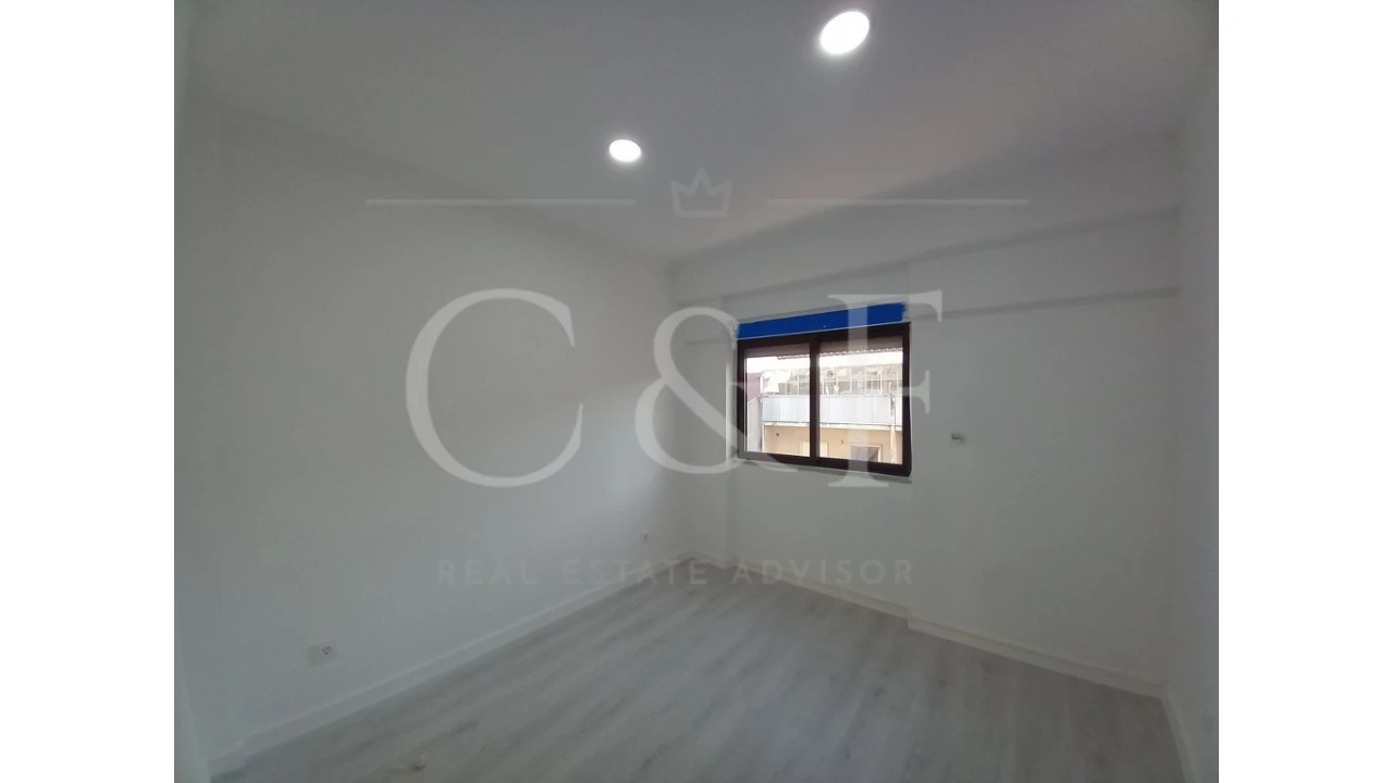 Apartamento T3 para Venda em Costa da Caparica Foto 11