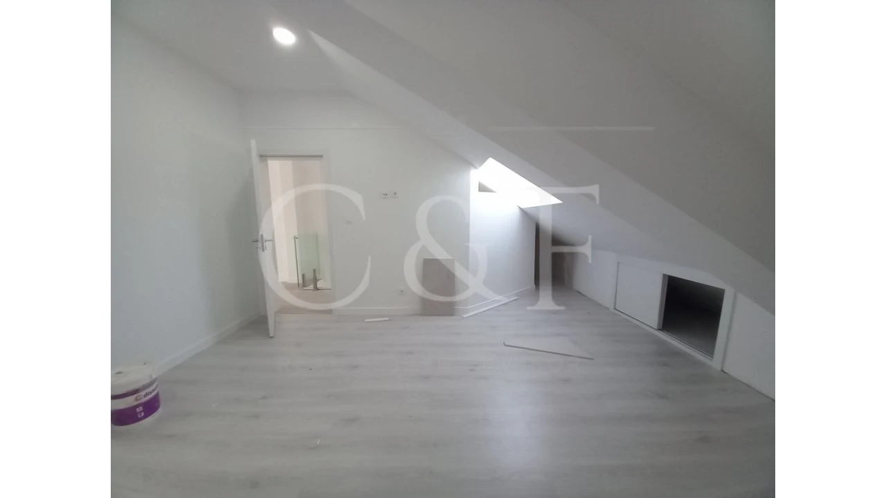 Apartamento T3 para Venda em Costa da Caparica Foto 29