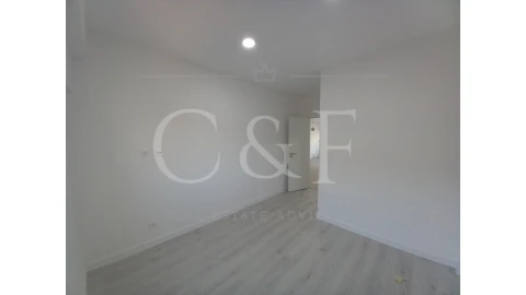 Apartamento T3 para Venda em Costa da Caparica