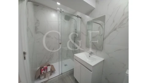 Apartamento T3 para Venda em Costa da Caparica