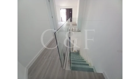 Apartamento T3 para Venda em Costa da Caparica