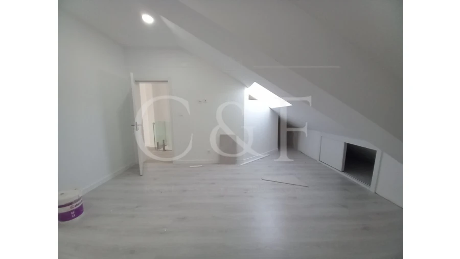 Apartamento T3 para Venda em Costa da Caparica Foto 29