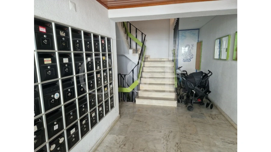 Apartamento T3 para Venda em Costa da Caparica Foto 46