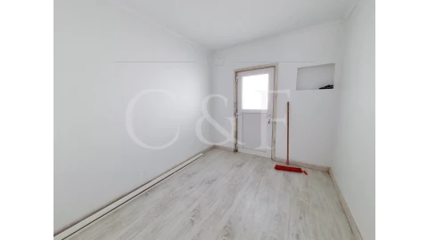 Moradia T9 para Venda em Alcantara