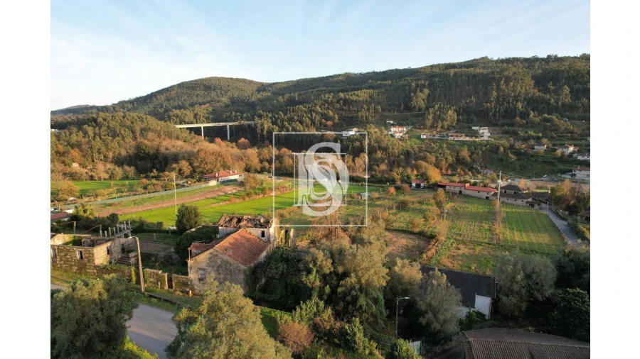 Moradia T3 para Venda em Guisande e Oliveira (São Pedro) Foto 3