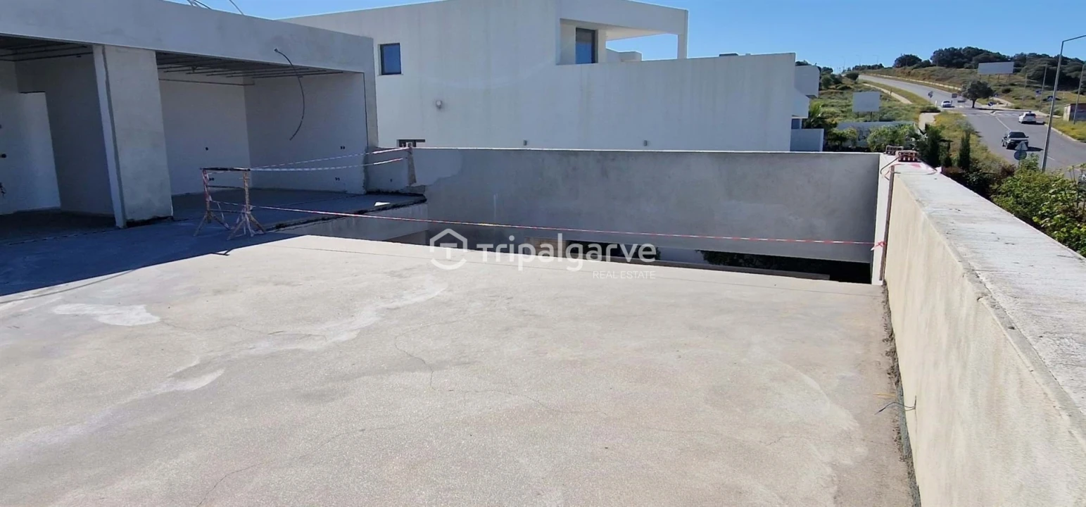 Moradia T4 para Venda em Lagos (São Sebastião e Santa Maria) Foto 20