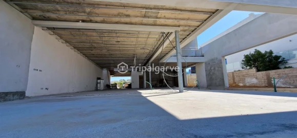 Moradia T4 para Venda em Lagos (São Sebastião e Santa Maria)