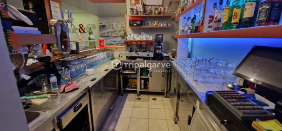 Negócio para Venda em Albufeira e Olhos de Água