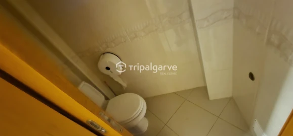 Negócio para Venda em Albufeira e Olhos de Água