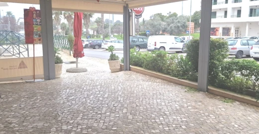 Negócio para Venda em Albufeira e Olhos de Água