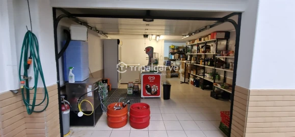 Negócio para Venda em Albufeira e Olhos de Água