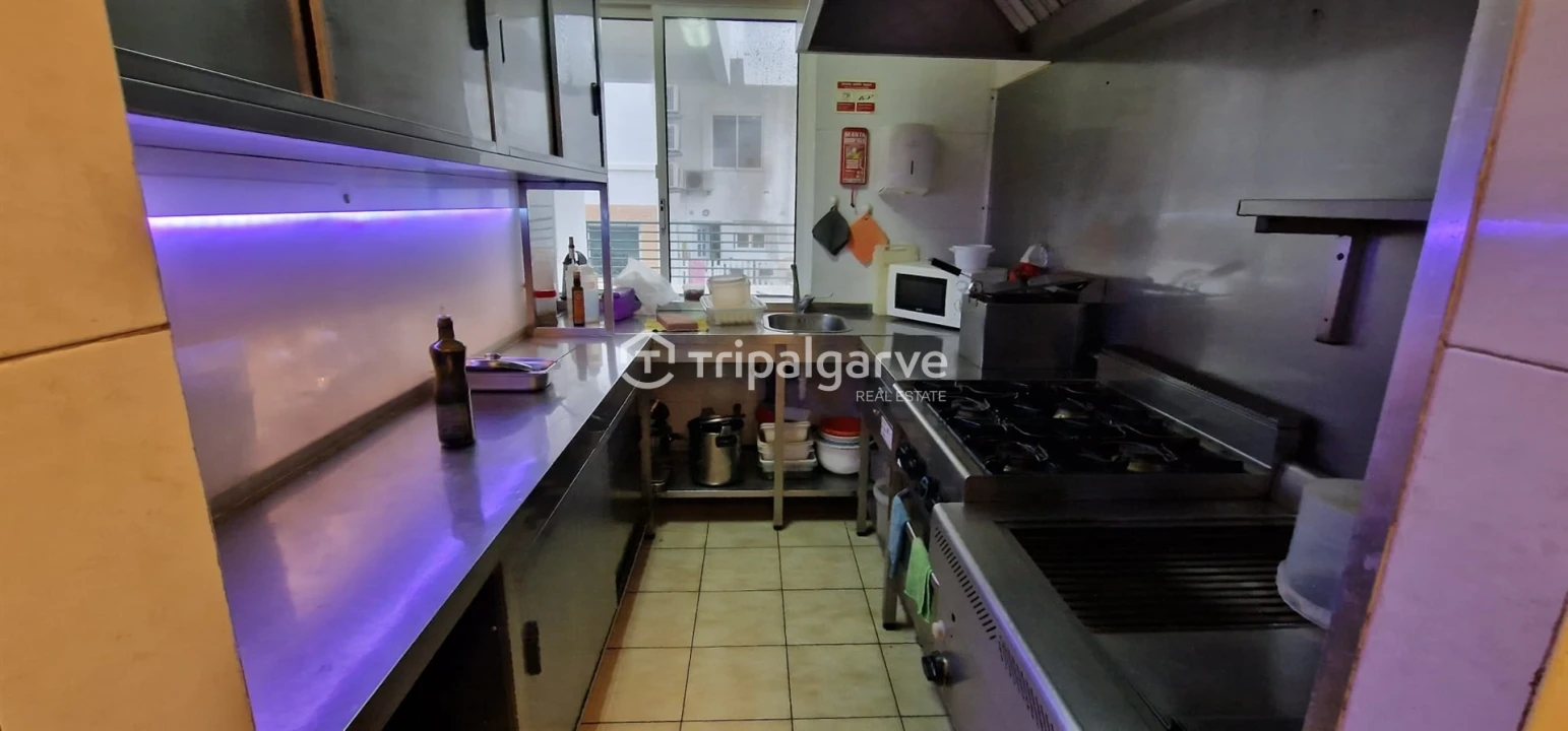 Negócio para Venda em Albufeira e Olhos de Água Foto 12