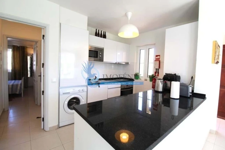 Apartamento T2 para Venda em Quarteira Foto 9