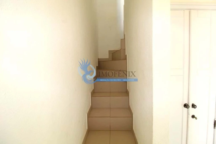 Apartamento T2 para Venda em Quarteira Foto 22