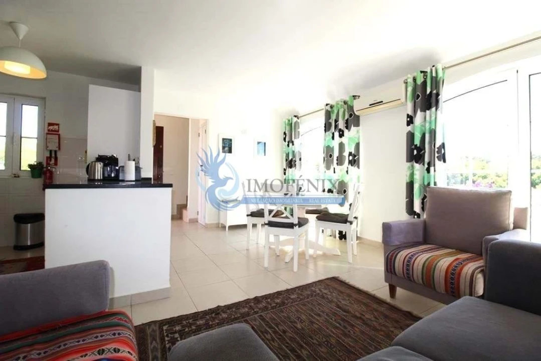 Apartamento T2 para Venda em Quarteira Foto 6