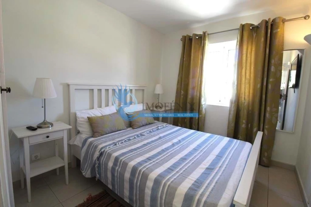 Apartamento T2 para Venda em Quarteira Foto 12