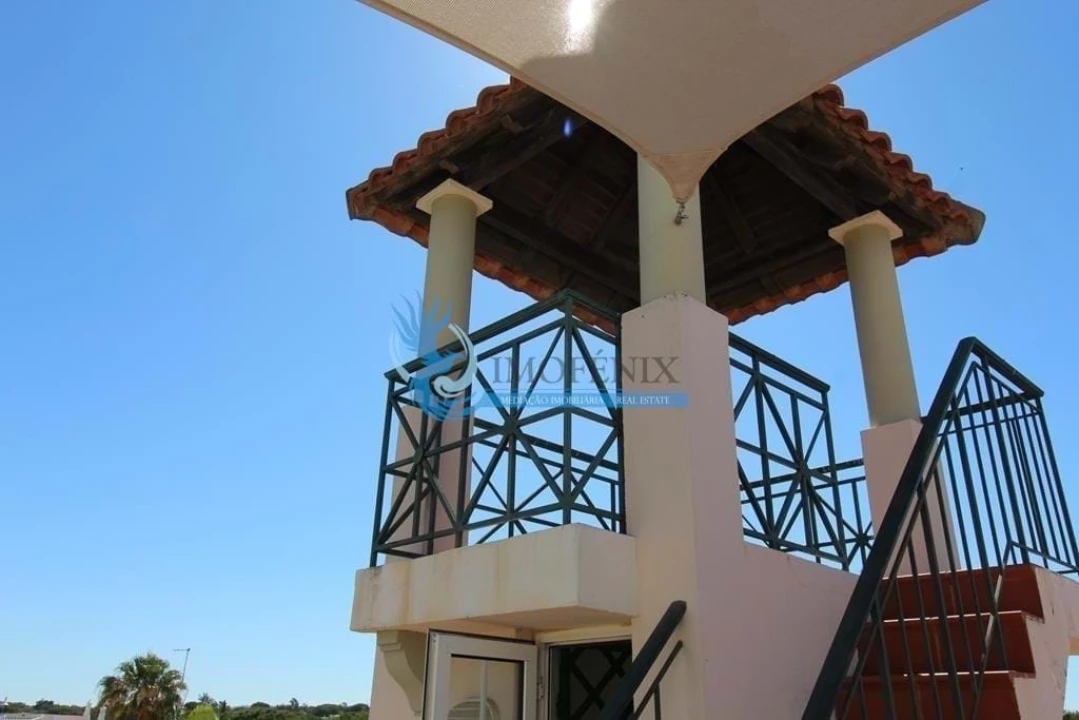 Apartamento T2 para Venda em Quarteira Foto 24
