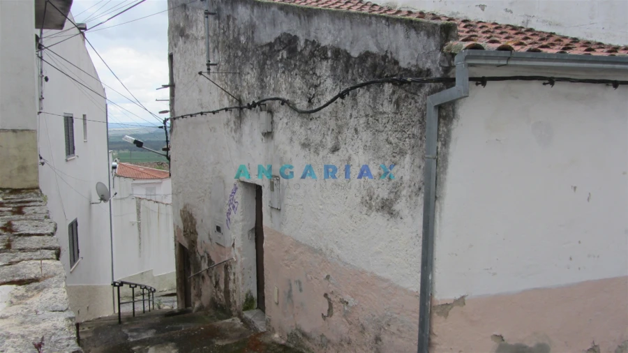 Moradia T2 para Venda em Idanha-A-Nova e Alcafozes Foto 2