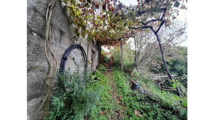 Moradia T4 para Venda em Riba de Mouro Foto 15