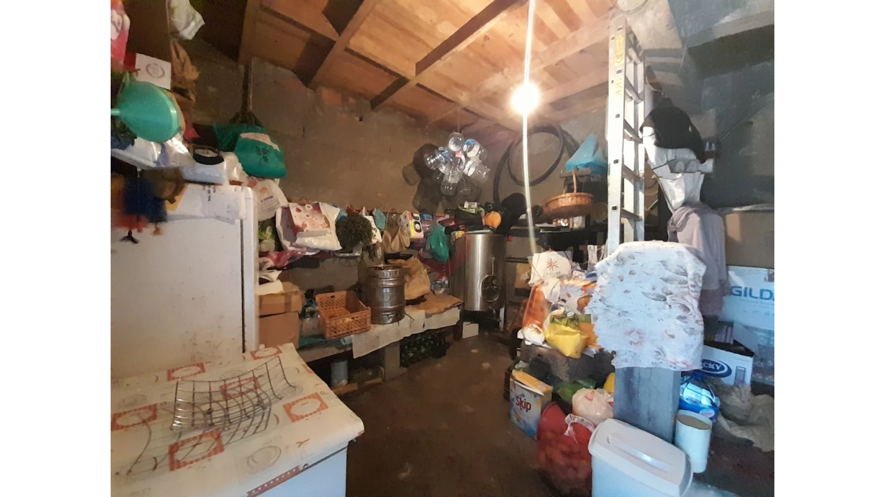 Moradia T4 para Venda em Riba de Mouro Foto 18