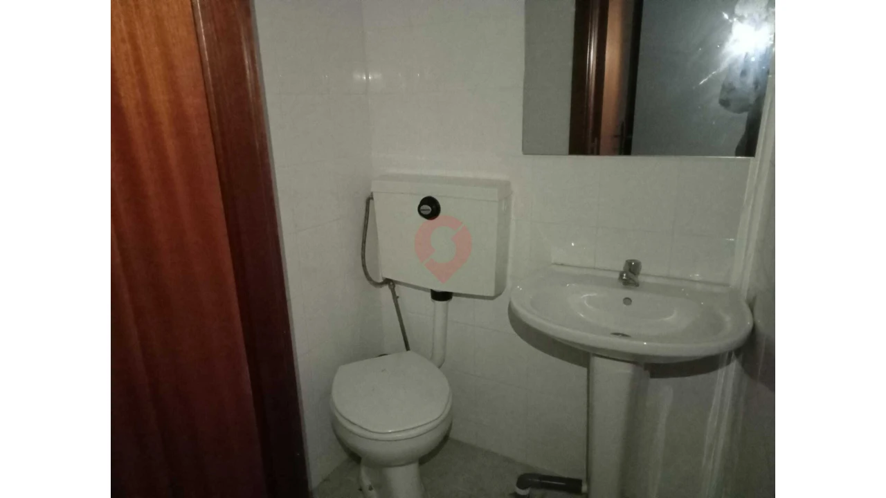 Loja para Venda em Vila e Roussas Foto 6