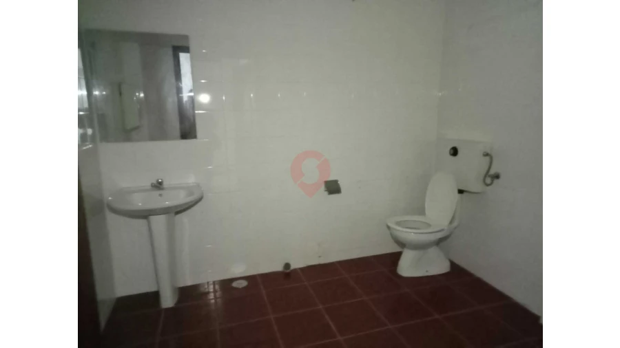 Loja para Venda em Vila e Roussas Foto 5