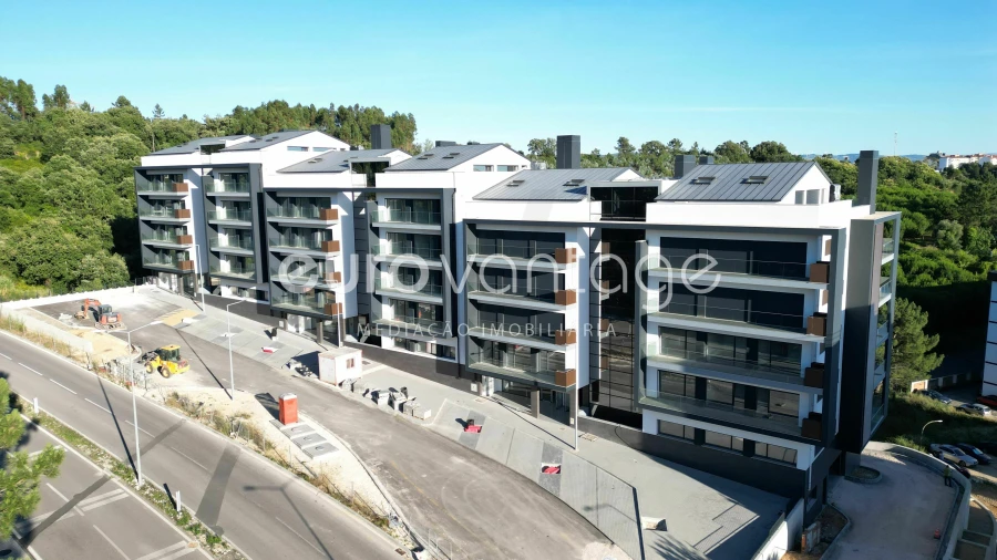 Apartamento T4 para Venda em Marrazes e Barosa Foto 12