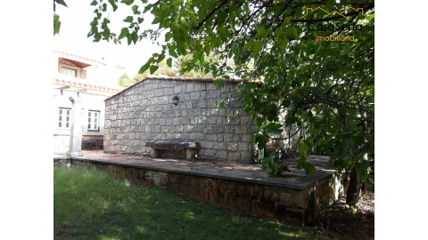 Quinta T7 para Venda em Castelo Branco
