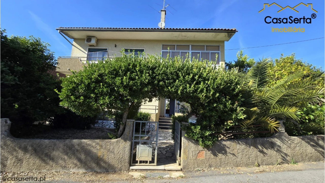 Moradia T4 para Venda em Cabeçudo Foto 2