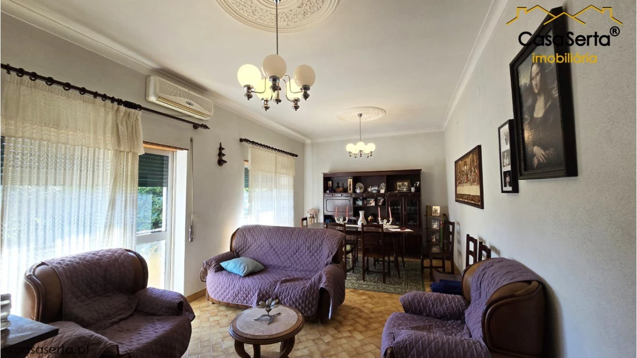 Moradia T4 para Venda em Cabeçudo Foto 6