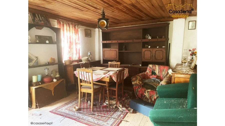 Moradia T2 para Venda em Mosteiro Foto 3