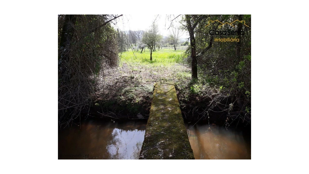 Quinta T0 para Venda em Aguda Foto 9