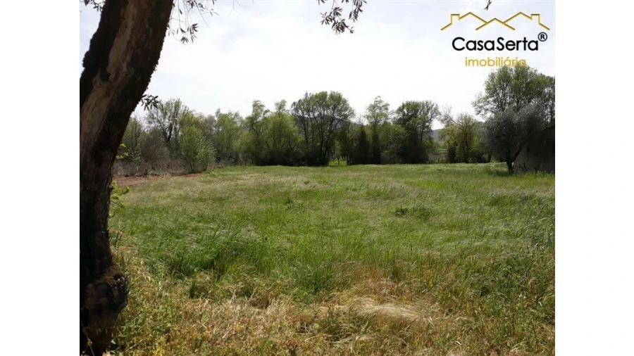 Quinta T0 para Venda em Aguda Foto 3