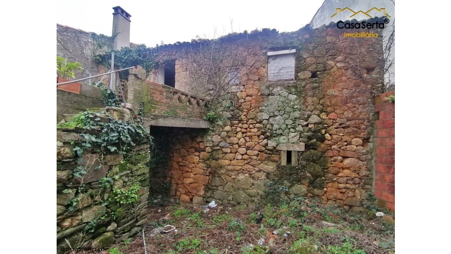 Quinta T2 para Venda em Pedrogão Grande Foto 3