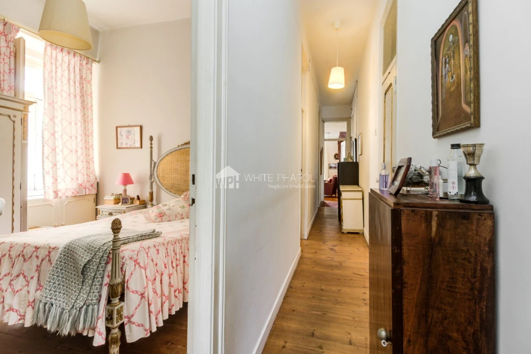 Apartamento T4 para Venda em Campo de Ourique Foto 7